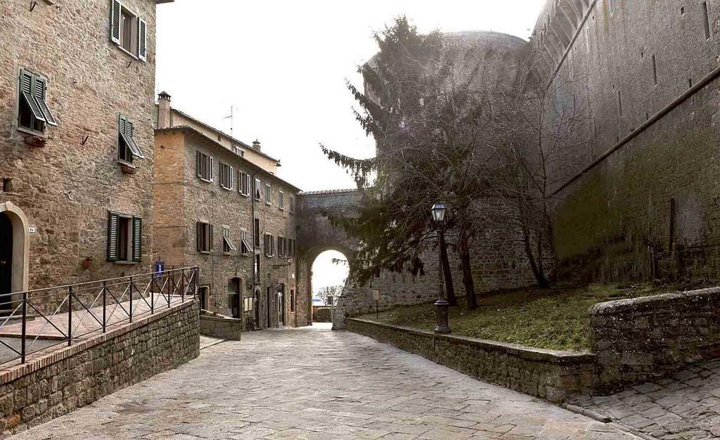 Suite Apartment Castello Volterra Exterior foto